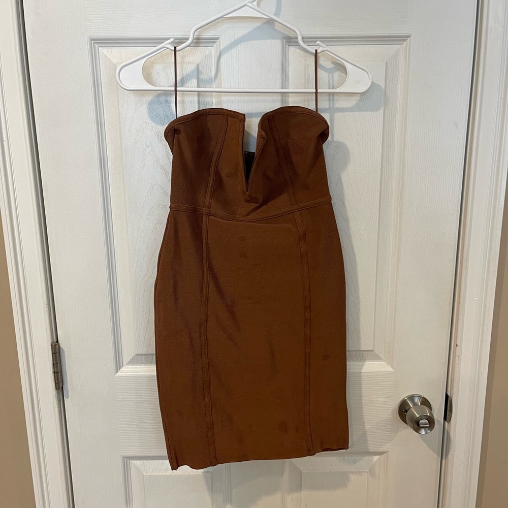 Elegant Brown Strapless Dress
